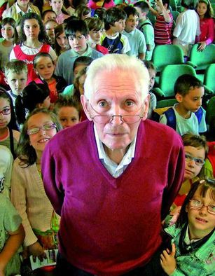 Biografia di Mario Lodi by Viola Molteni - Ourboox.com