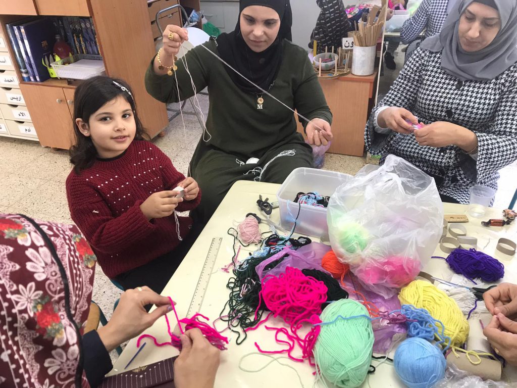 ورشات عمل مع الأهالي by faida mahajna - Ourboox.com