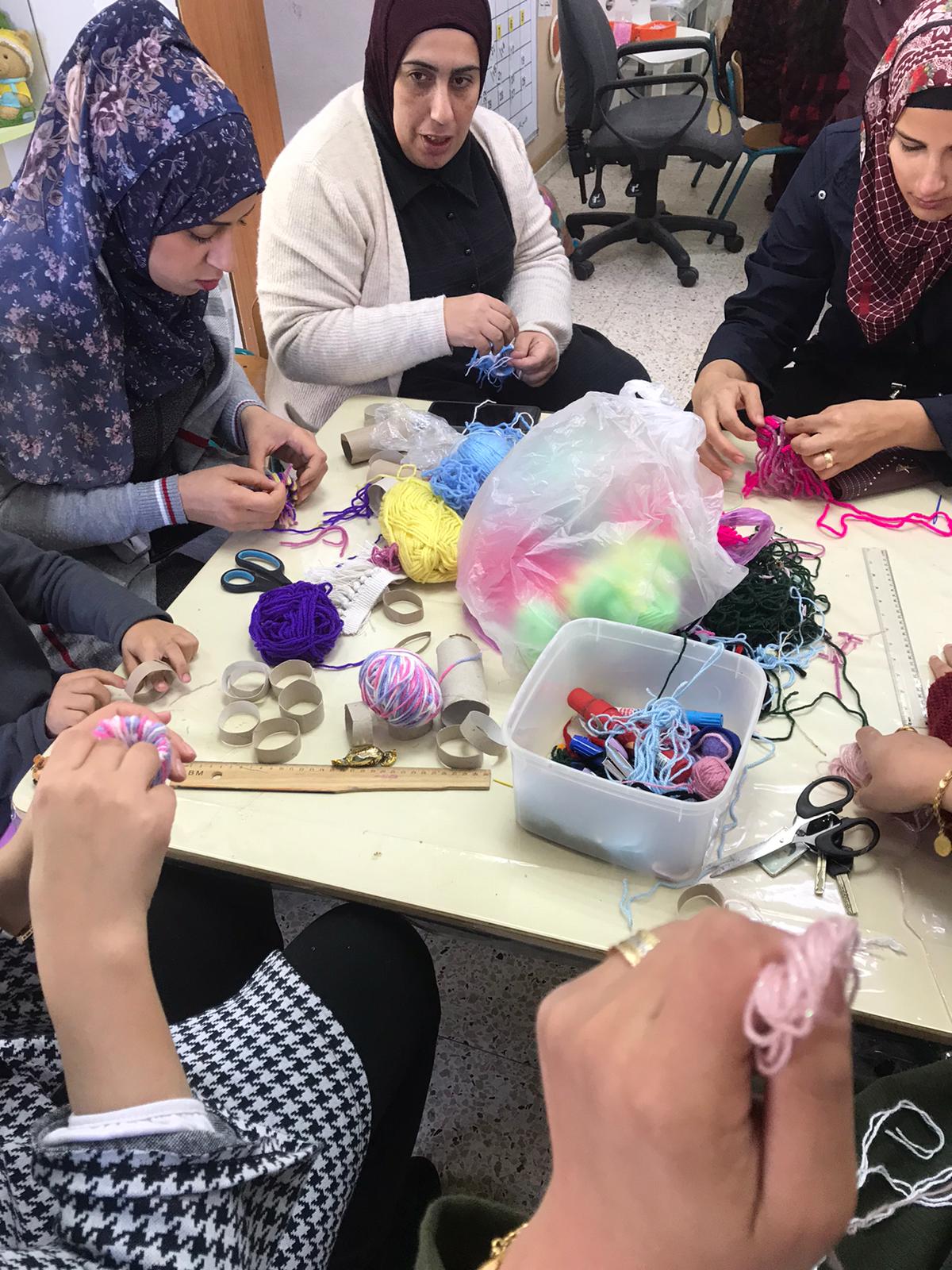 ورشات عمل مع الأهالي by faida mahajna - Ourboox.com