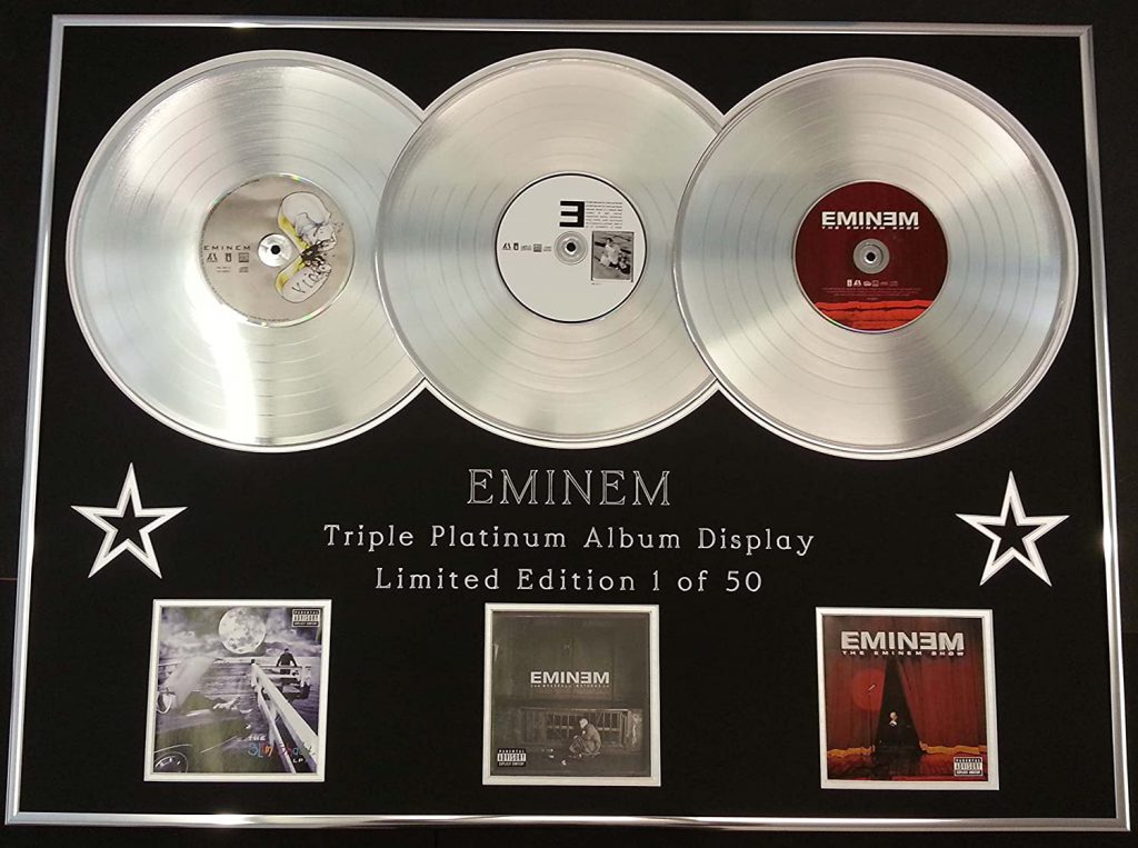 The story of Eminem by Yuval shahar - Ourboox.com