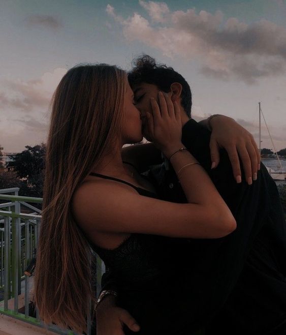 fake it till you make it??//the letter by noya buhbut - Ourboox.com