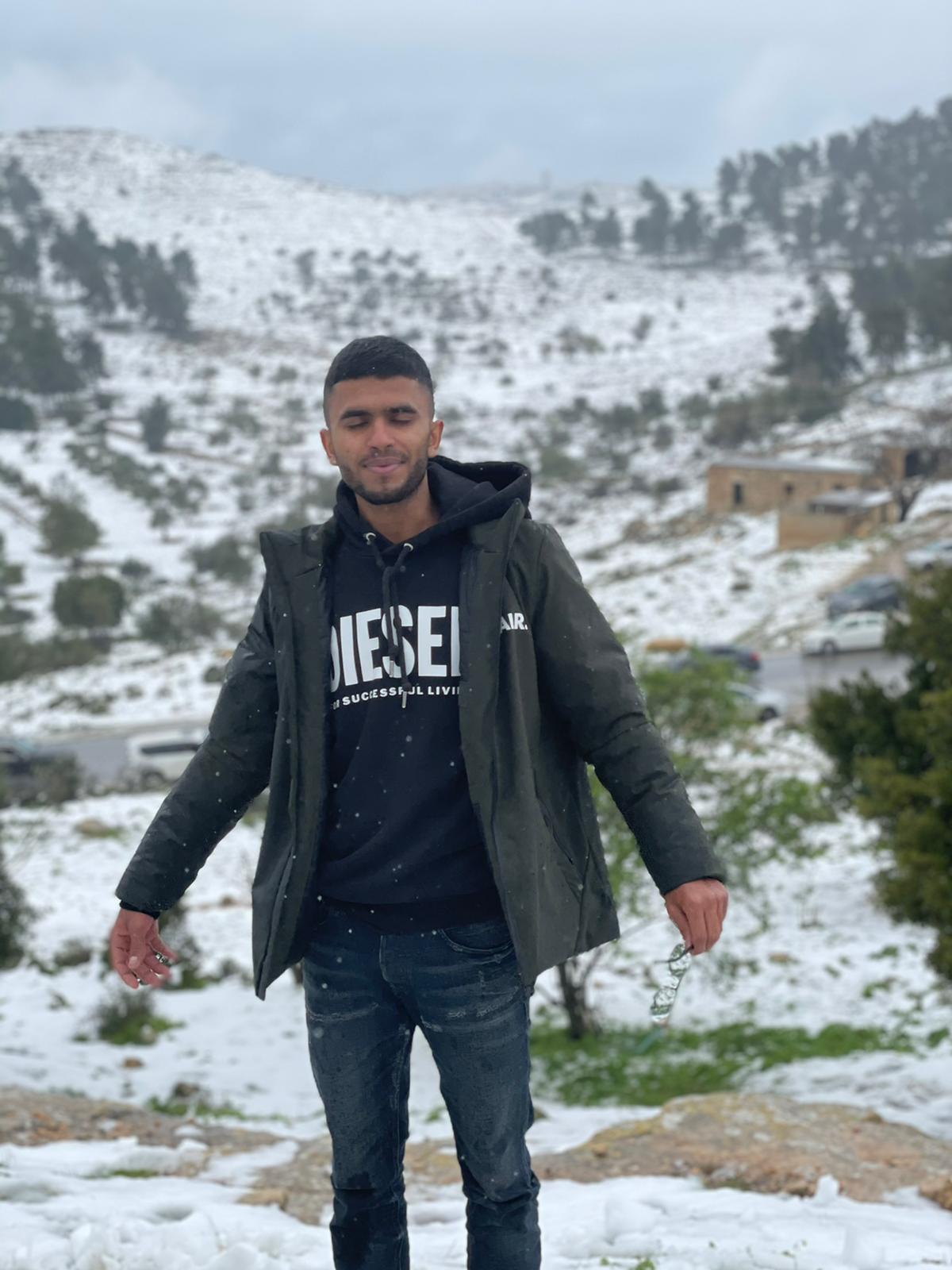 عائلتي by sawsan bari - Ourboox.com