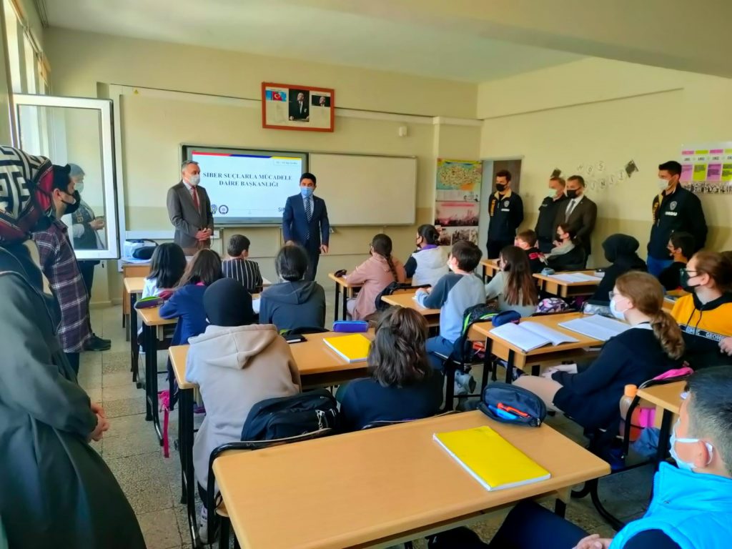 ULUBEY İLÇE MİLLİ EĞİTİM MÜDÜRLÜĞÜ MART AYI DİJİTAL DERGİSİ by Ömer MEDİN - Ourboox.com