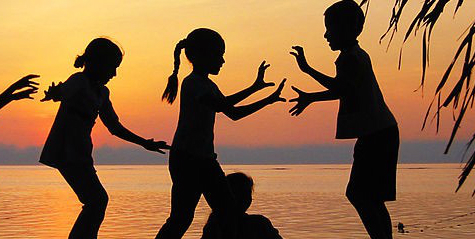 The short girl by Hadar Siman Tov - Ourboox.com