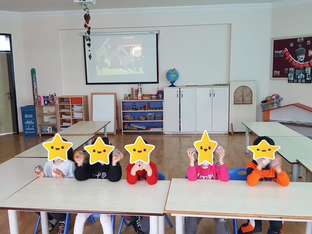 DUMLUPINAR ANAOKULU KÜÇÜK KAHRAMANLAR SINIFI MARAKAS ETKİNLİĞİ by FATMA KILIÇ - Ourboox.com