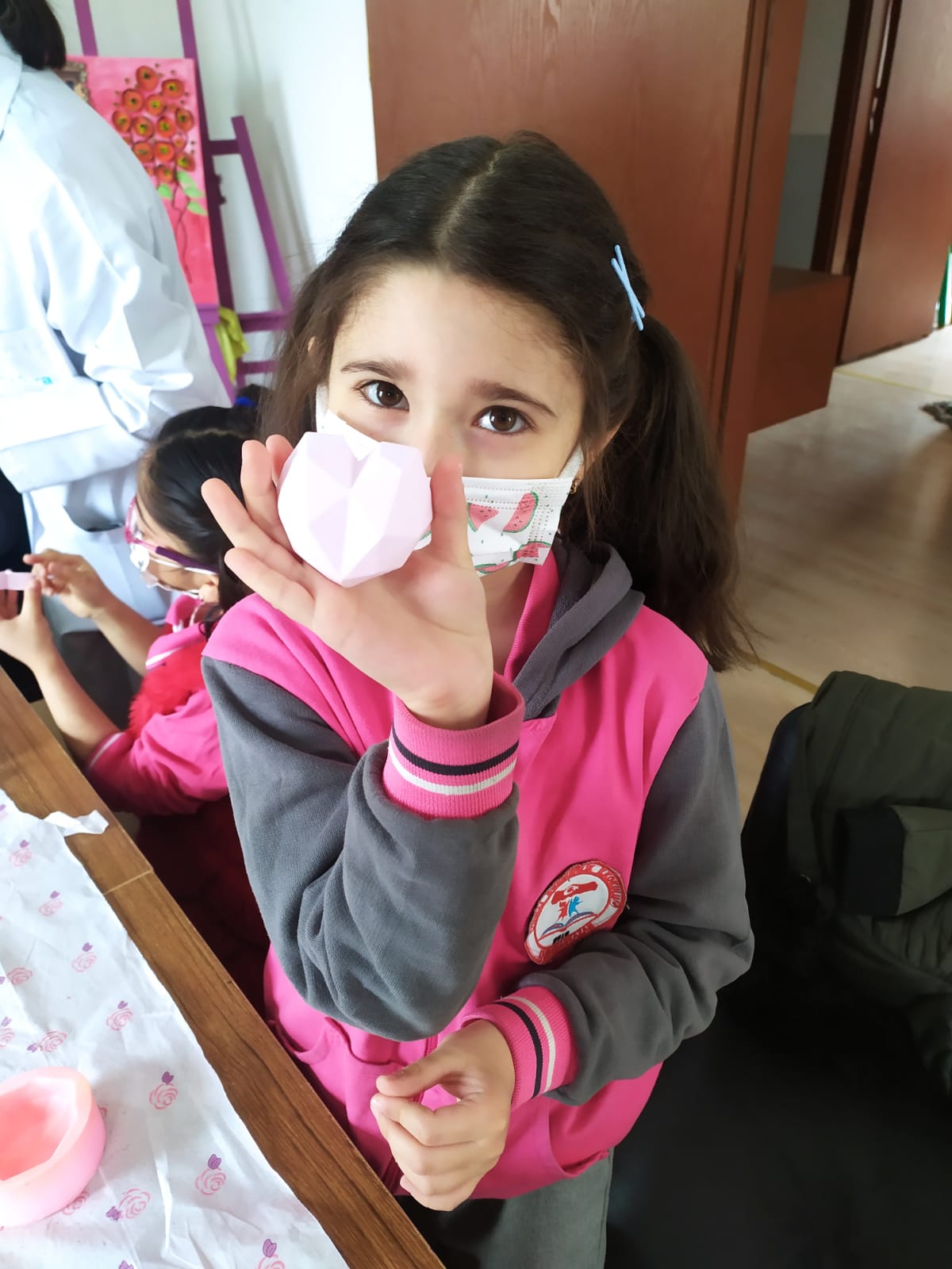 1/E DIJITAL SERGI by ozgekuzu - Illustrated by Özge ALTINYÜZÜK - Ourboox.com