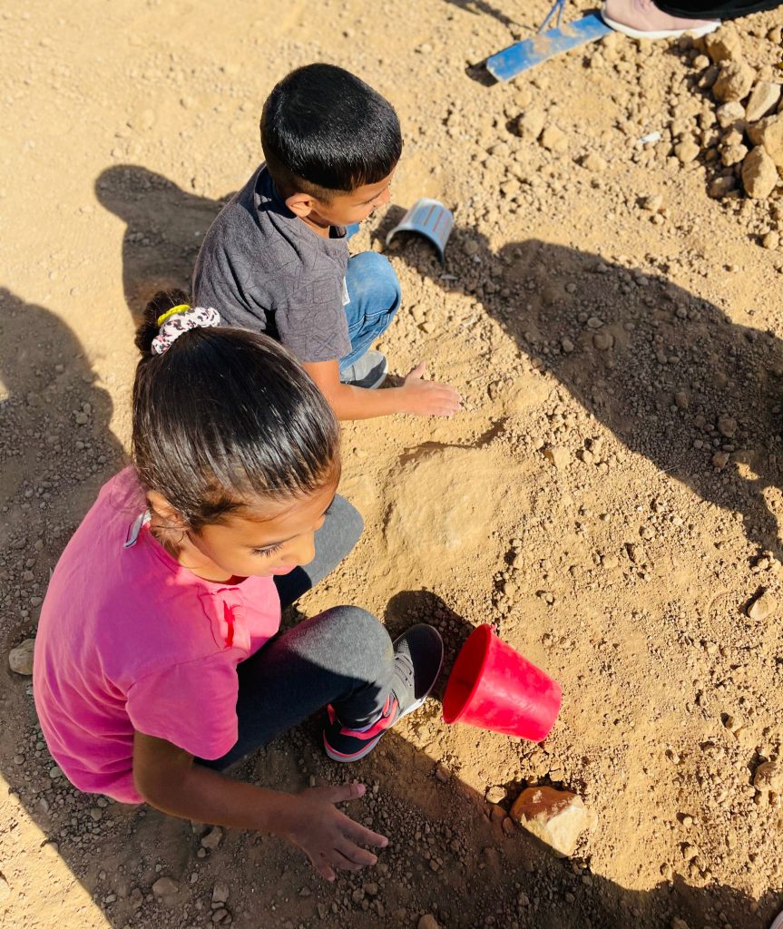 حديقة بستان الورود by zenab - Illustrated by بستان الورود - Ourboox.com