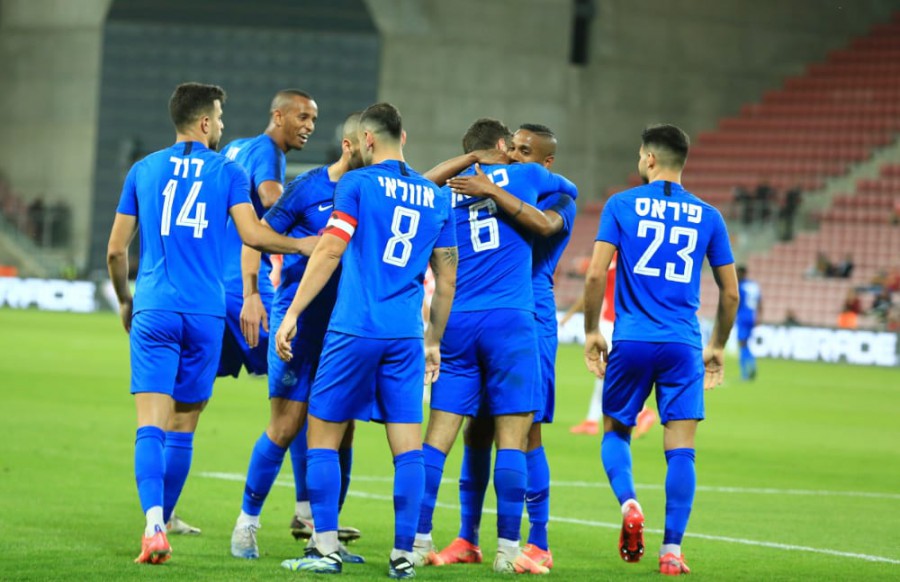 הסיפור של דני by hili and yuval - Ourboox.com