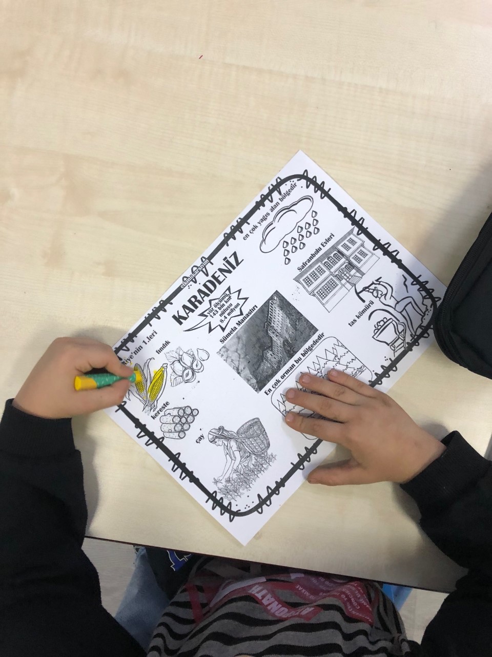 Karadeniz bölgesiyle ilgili çalışma sayfası boyadık