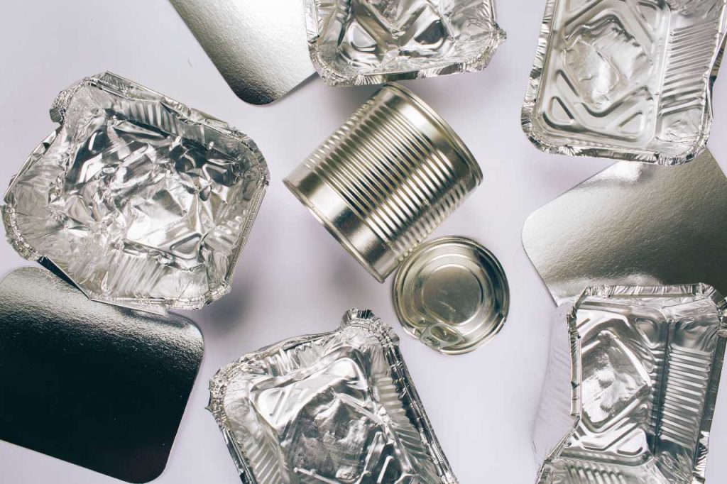 RACCOLTA DIFFERENZIATA E RICICLO DELL’ ALLUMINIO by Mario Vallone - Ourboox.com