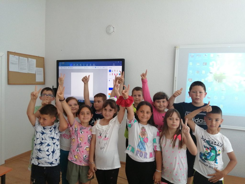 Аз и дигиталният свят by Maria Ignatova - Ourboox.com