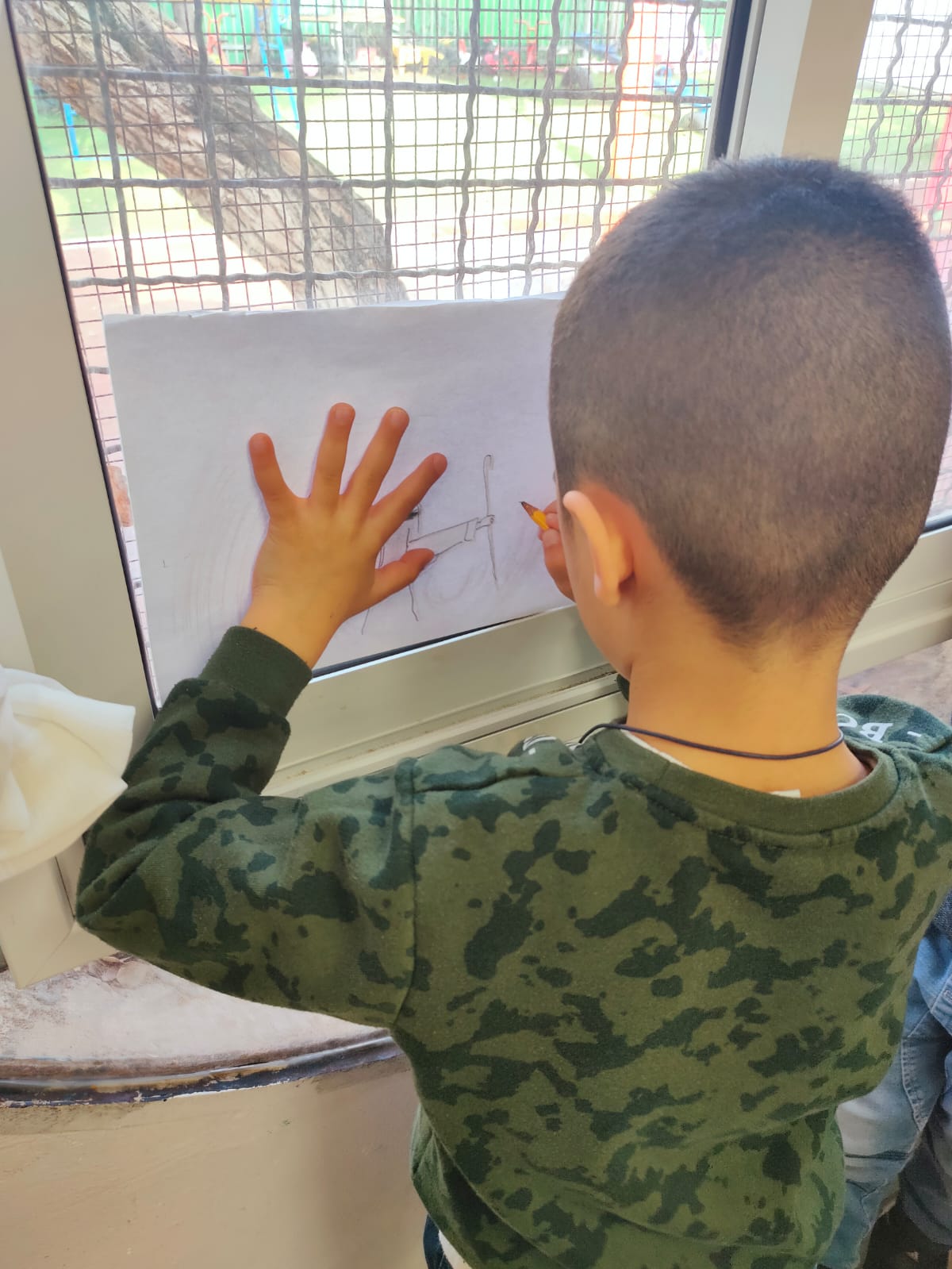 מה עושים כש…? by עינת יוספיאן - Ourboox.com