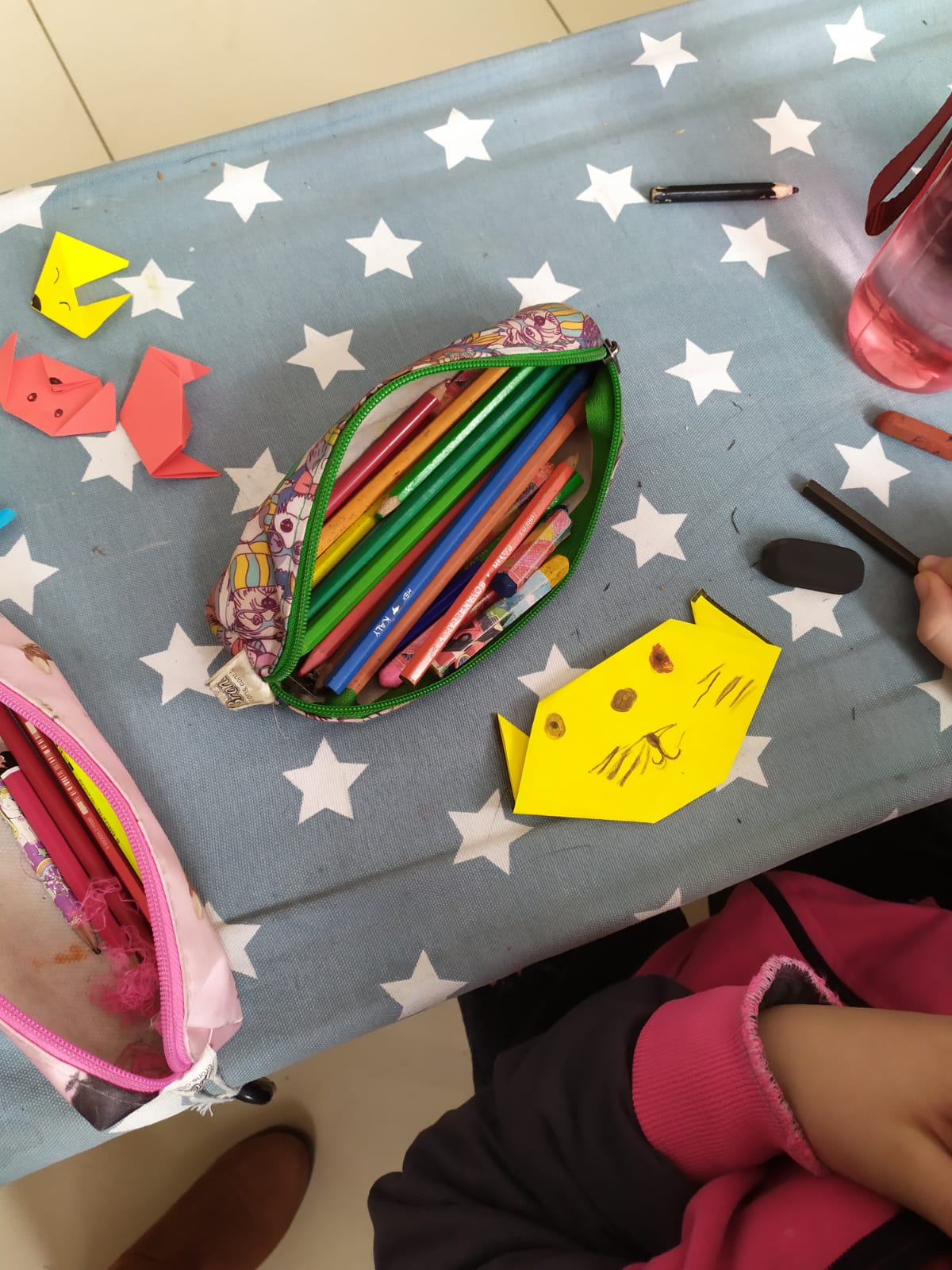 1/E DIJITAL SERGI by ozgekuzu - Illustrated by Özge ALTINYÜZÜK - Ourboox.com