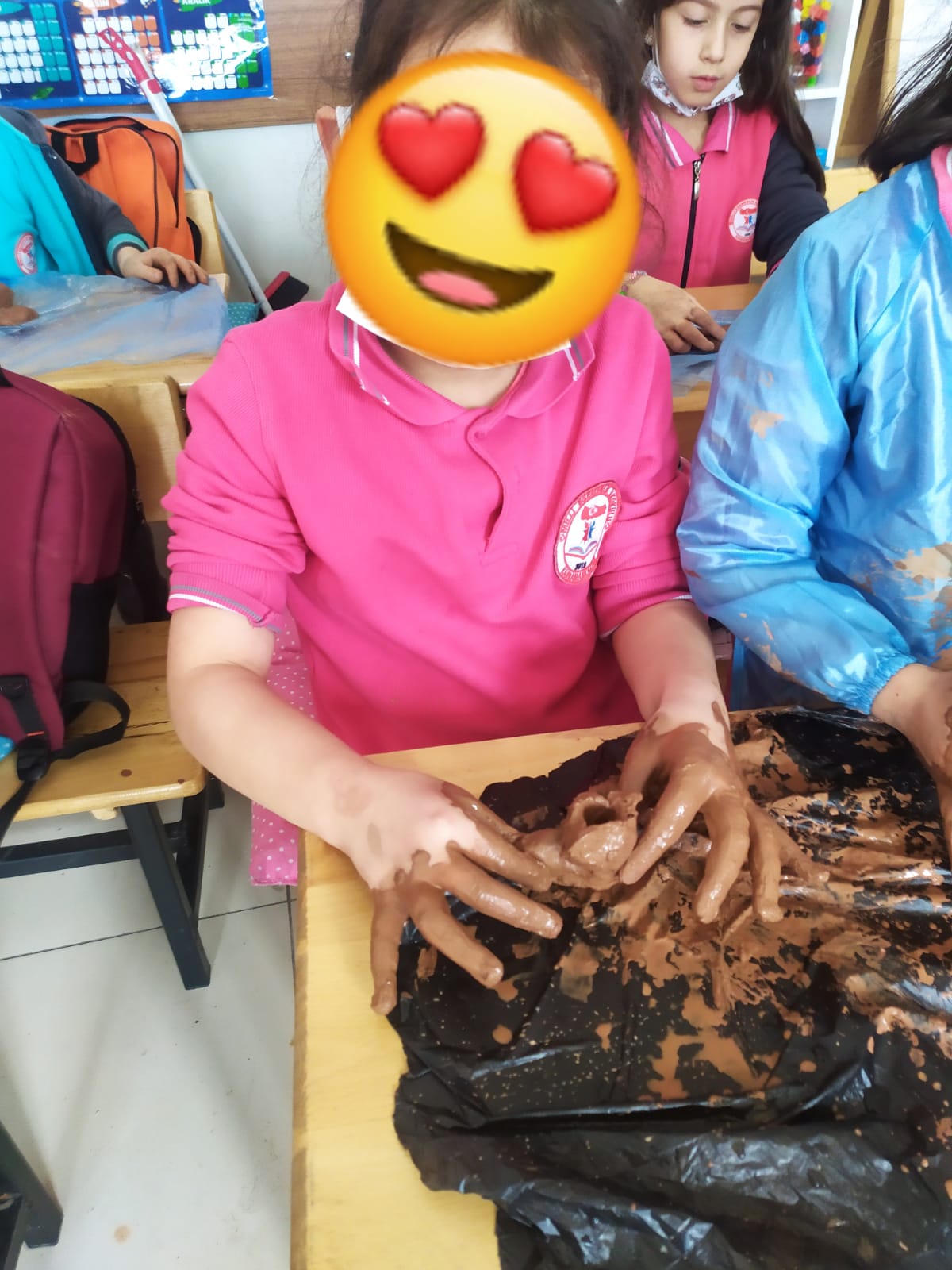 1/E DIJITAL SERGI by ozgekuzu - Illustrated by Özge ALTINYÜZÜK - Ourboox.com