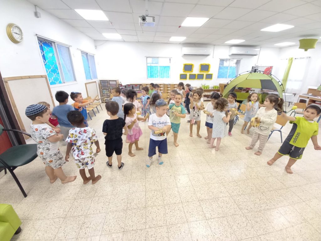 גן אגמון לוד by can - Ourboox.com