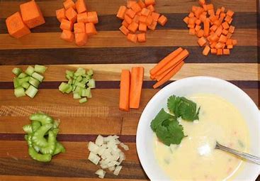 مراحل تحضير شوربة الخضار by antsar - Illustrated by روضة النور - Ourboox.com