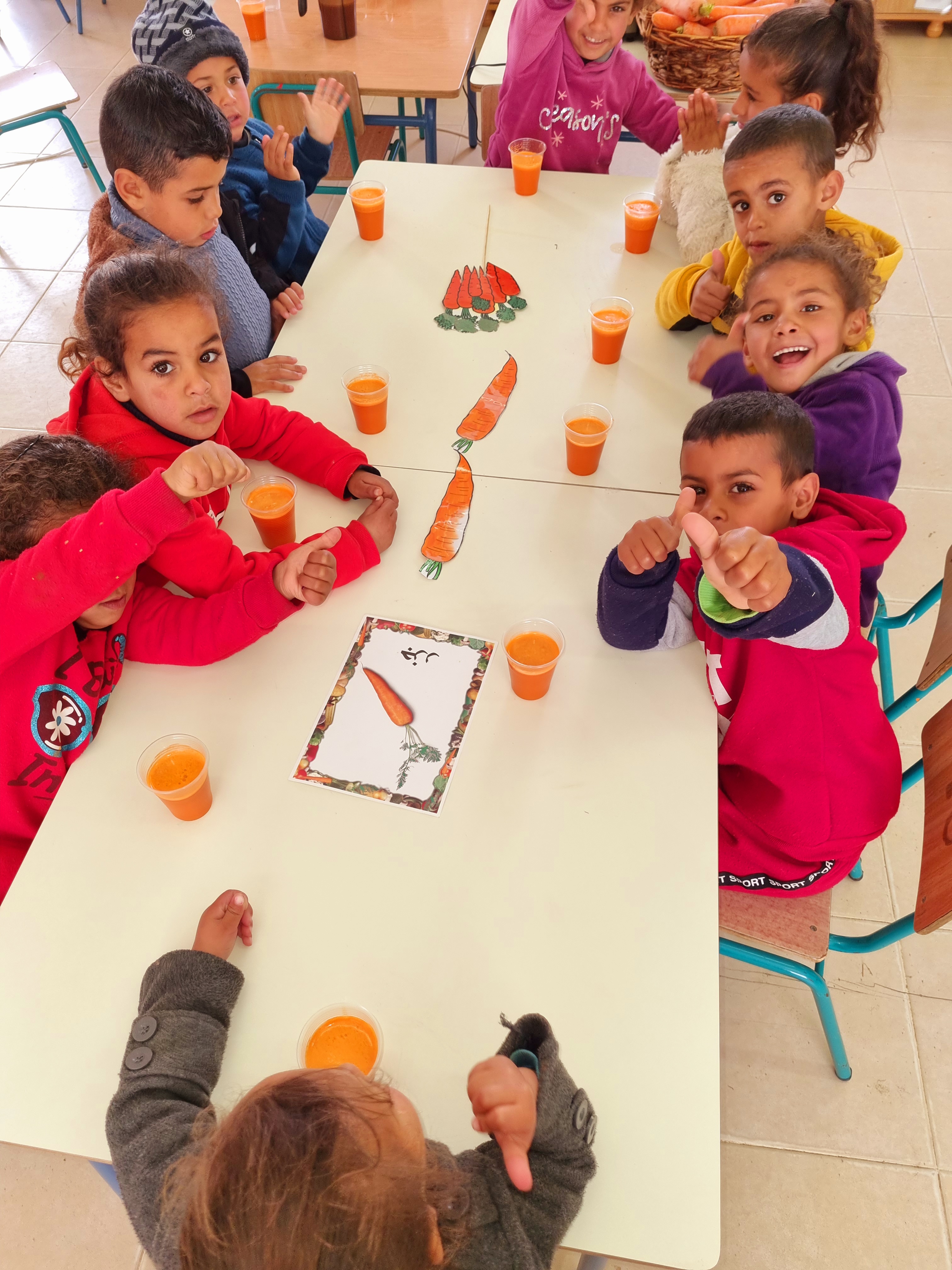 تحضير عصير الجزر by zahraa - Illustrated by بستان الفراشات - Ourboox.com