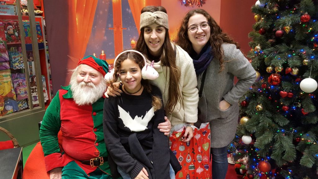 Prague, Stroke And Anything In Between by May Barzilay - Illustrated by May Barzilay - Ourboox.com