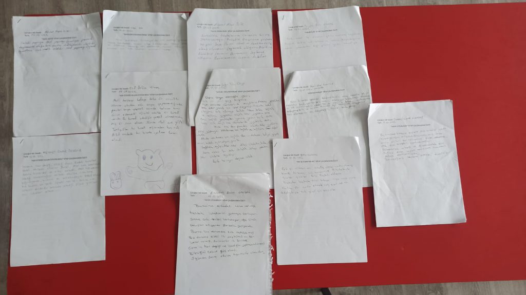 AİLELERLE KİTAPLARLA YOLCULUK by yasemin arslantaş - Ourboox.com