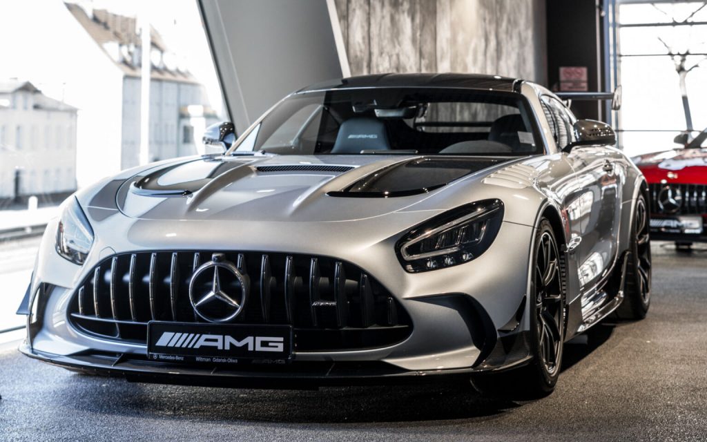 Salon samochodowy by Artur - Ourboox.com