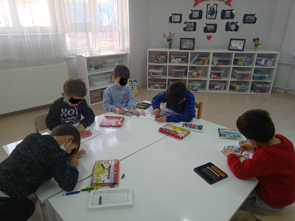 UÇURTMAM NEREDE? by MESRURE ESRA CERİT - Illustrated by UÇURTMAM NEREDE? - Ourboox.com