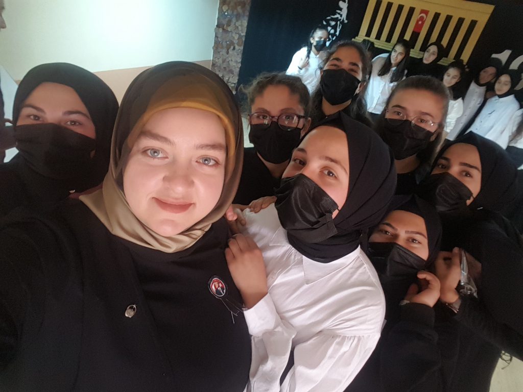 Çalışmak başarmanın yarısıdır by Tuba YELEK - Ourboox.com