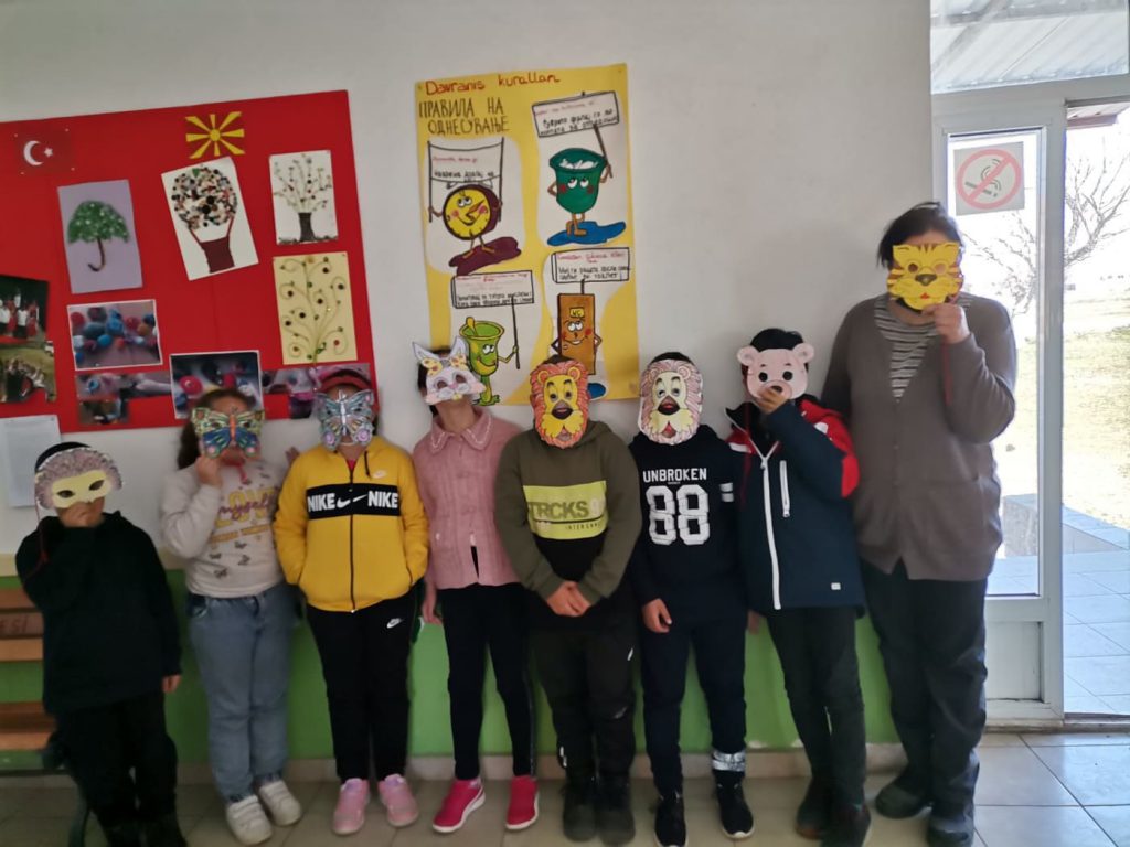 OKULLARDA ORMAN SEN DE DOĞAYLA CANLAN -project masks by Pece Kocovski - Ourboox.com