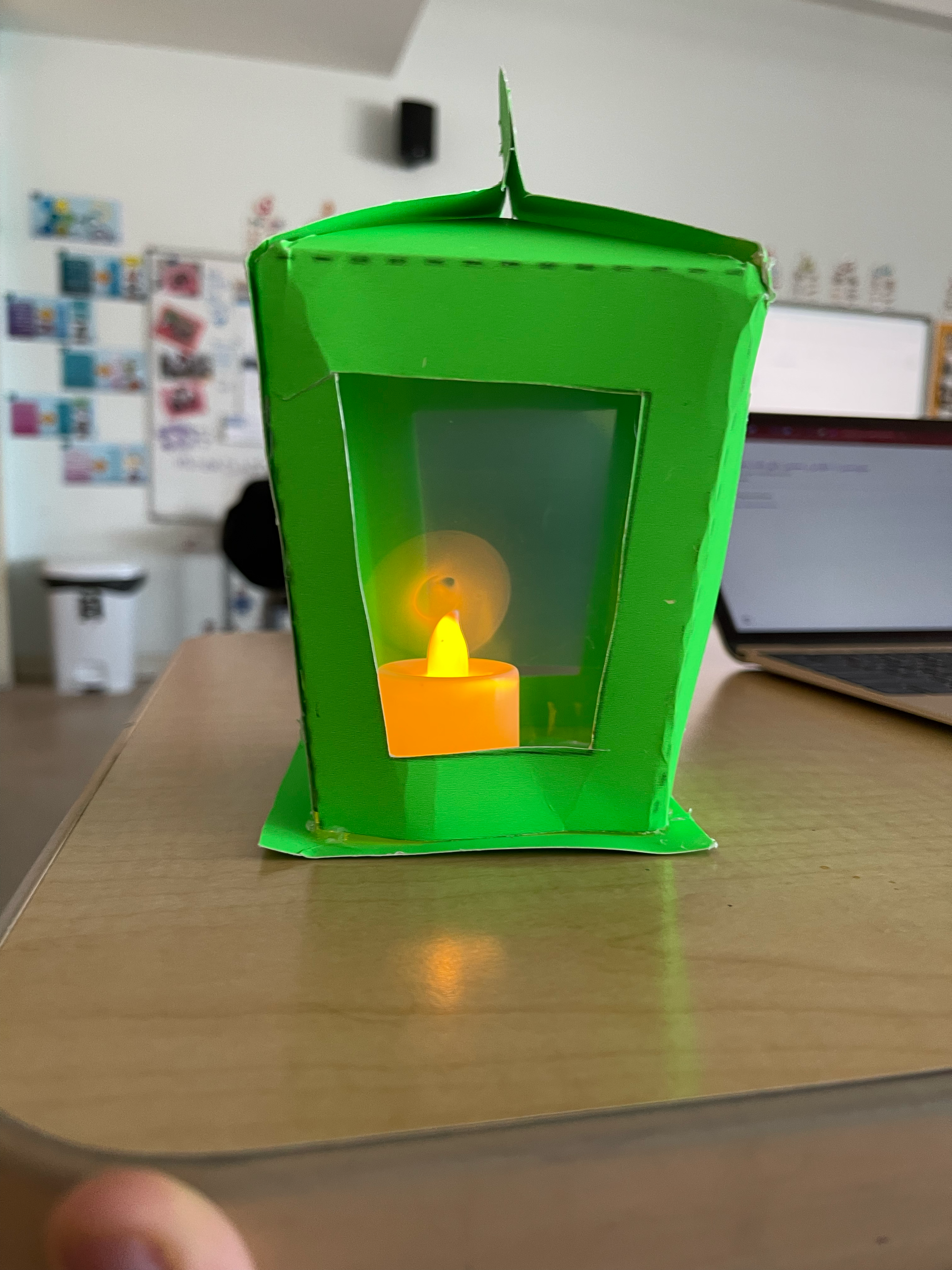 مشروع فانوس رمضان by Zain Al Khalifa - Illustrated by زين ال خليفة - Ourboox.com