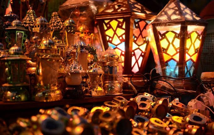 مشروع فانوس رمضان by Mizzna Alajman - Illustrated by مزنة العجمان - Ourboox.com