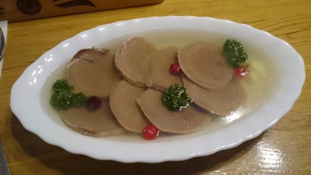 Холодні закуски by Yuliia - Illustrated by Соломко Евгенія, учениця групи 04-18 - Ourboox.com