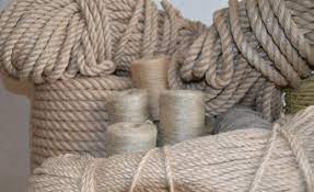 Синтетичні волокна: їх значення, застосування у побуті та промисловост. by Anna - Ourboox.com