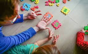 למידה דרך משחק by jawaher abo kean - Illustrated by אבו אלקיעאן גוהר ורמזייה וזיקריאת - Ourboox.com