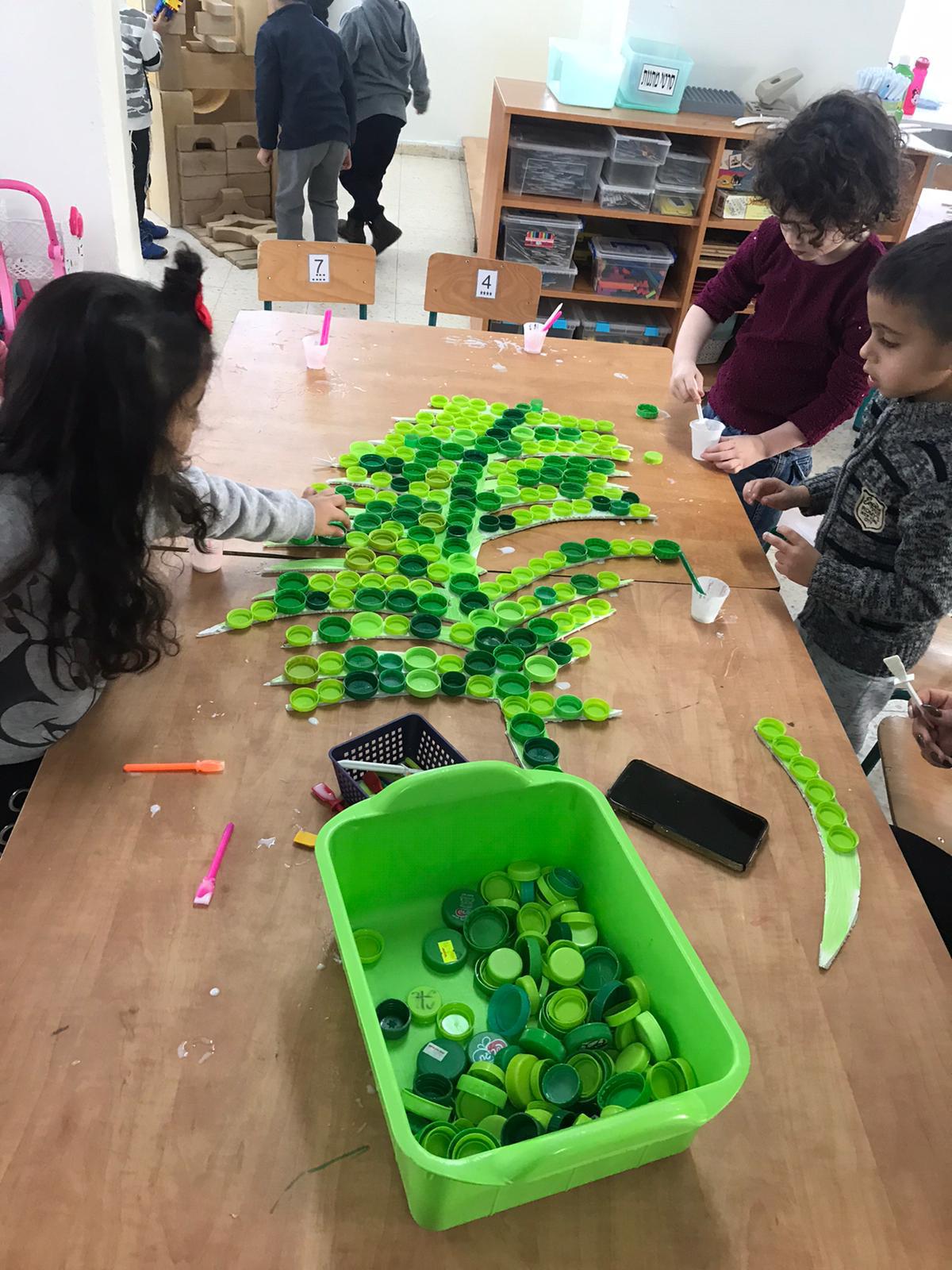 מה ניתן לעשות מפקקים? by liat vaknin - Ourboox.com