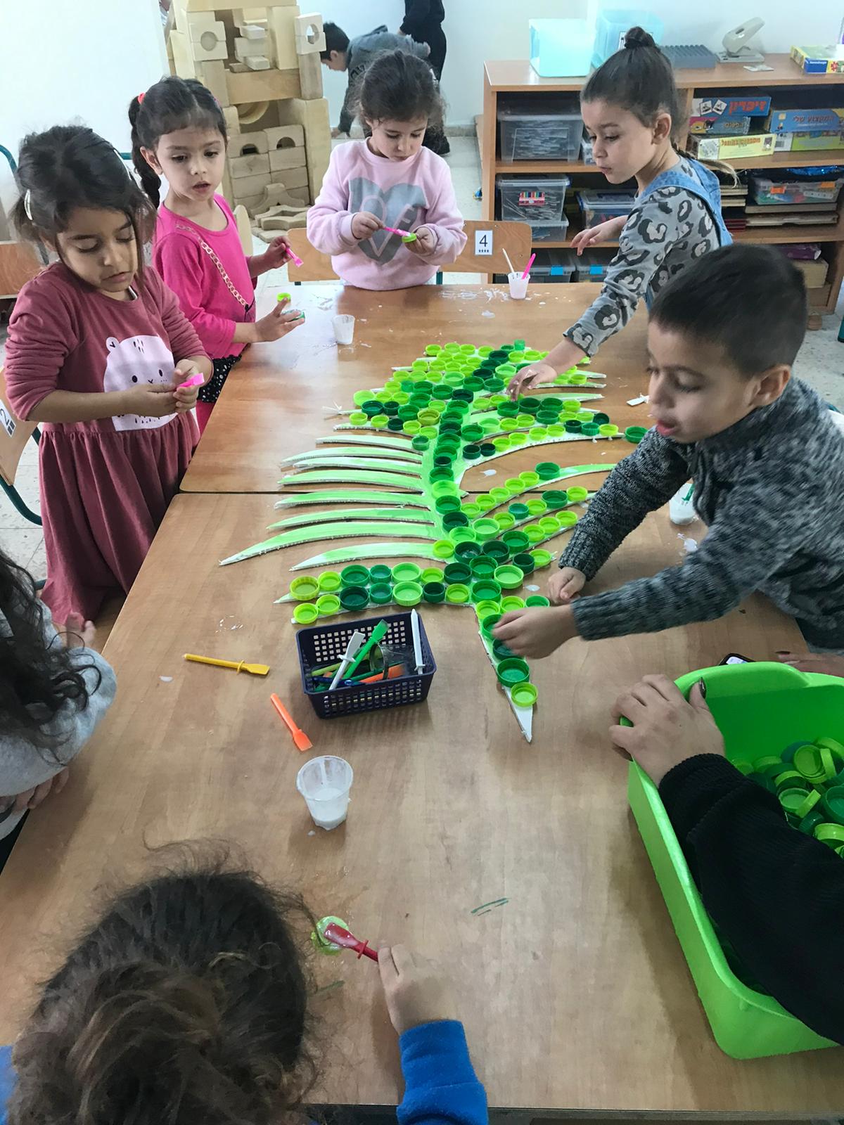 מה ניתן לעשות מפקקים? by liat vaknin - Ourboox.com