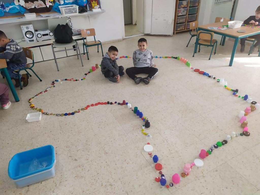 מה ניתן לעשות מפקקים? by liat vaknin - Ourboox.com