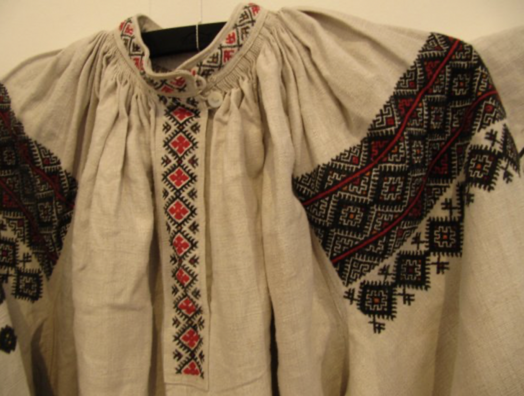 Орнаменти вишиванок різних регіонів України by Khrystyna Husak - Ourboox.com