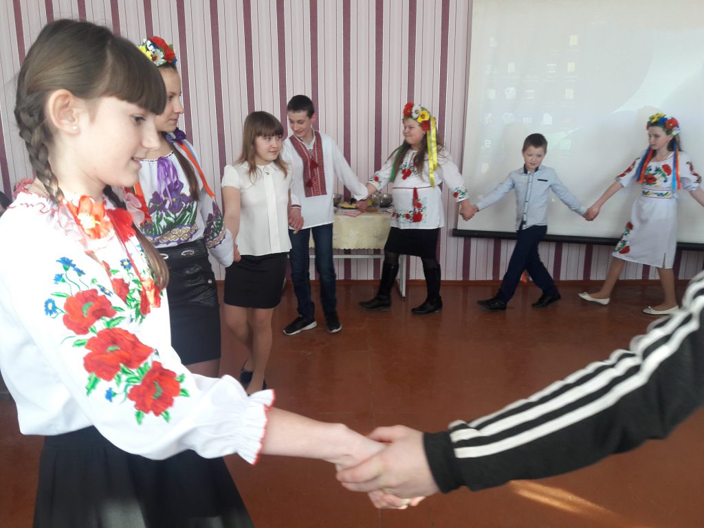 Книга наших шкільних років. Останній дзвінок 2022 by Оксана Анатоліївна Мартинюк вчитель зарубіжної літератури Перерослівського ліцею - Ourboox.com