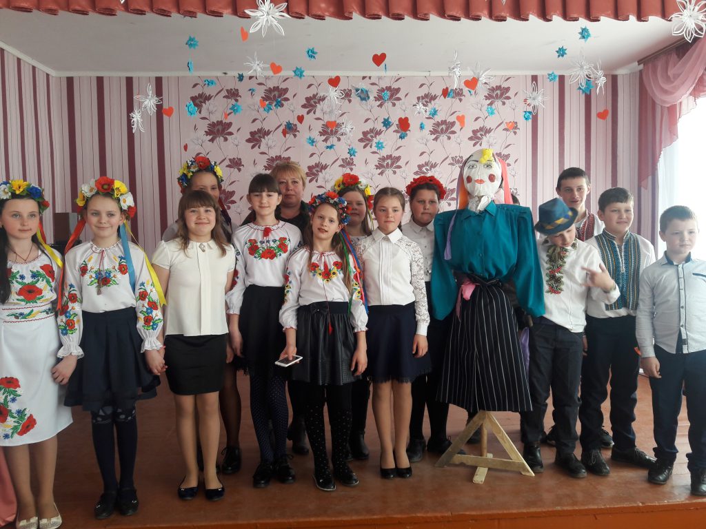 Книга наших шкільних років. Останній дзвінок 2022 by Оксана Анатоліївна Мартинюк вчитель зарубіжної літератури Перерослівського ліцею - Ourboox.com