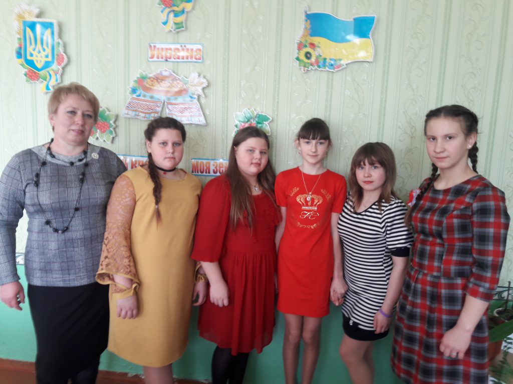 Книга наших шкільних років. Останній дзвінок 2022 by Оксана Анатоліївна Мартинюк вчитель зарубіжної літератури Перерослівського ліцею - Ourboox.com