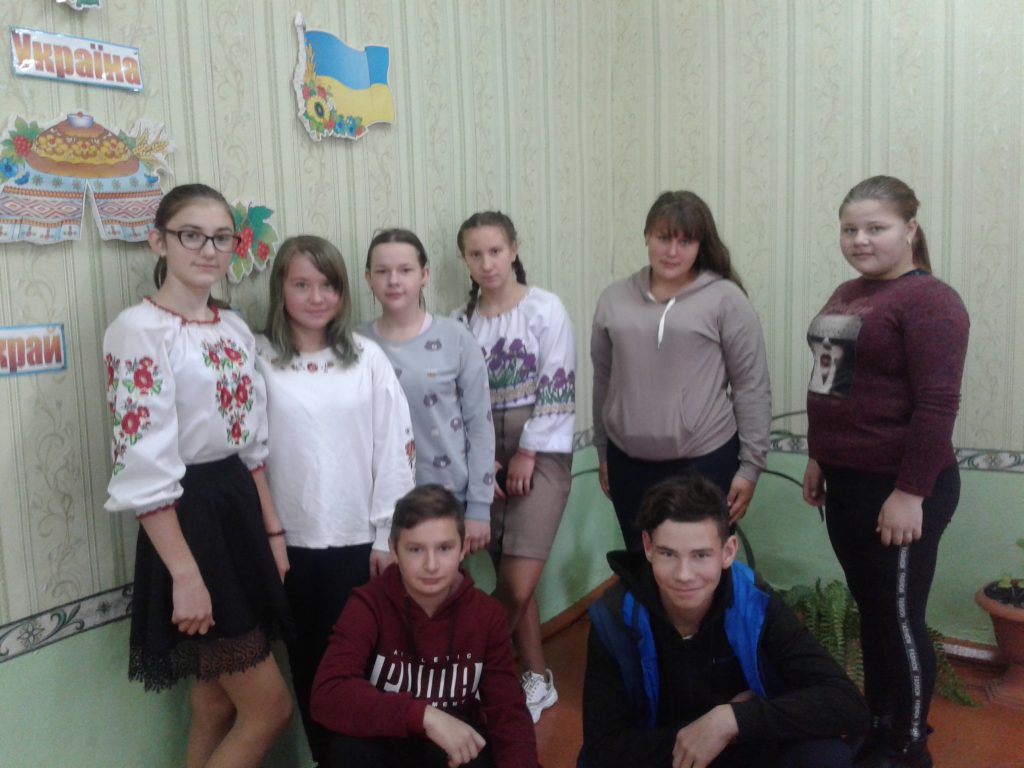 Книга наших шкільних років. Останній дзвінок 2022 by Оксана Анатоліївна Мартинюк вчитель зарубіжної літератури Перерослівського ліцею - Ourboox.com