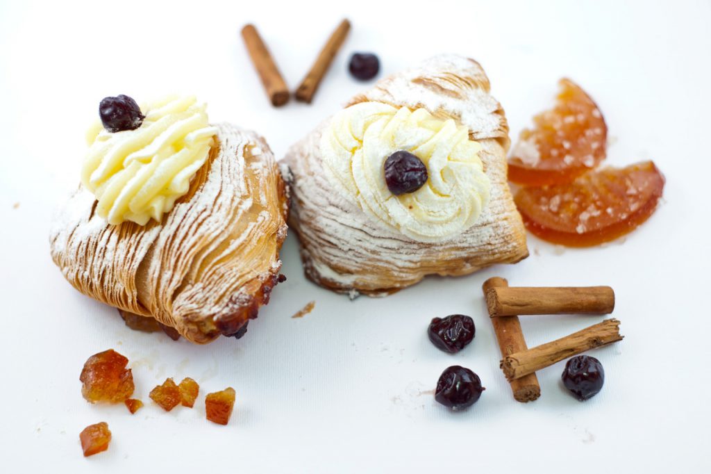 Emozioni in cucina by Davide Marciano - Ourboox.com