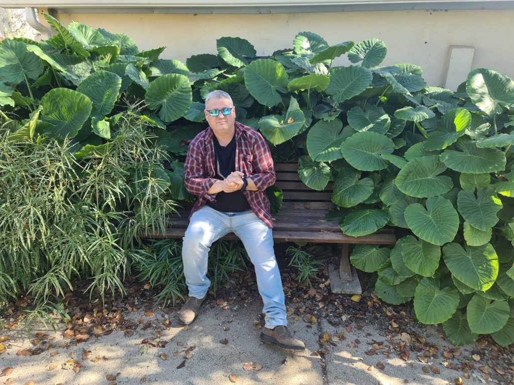 להיות הבוס של עצמכם by shay kaufman - Illustrated by קאופמן שי  - Ourboox.com