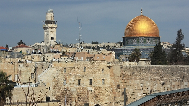 ירושלים by liolampthebulb - Illustrated by על ידי ליאור קלמן - Ourboox.com