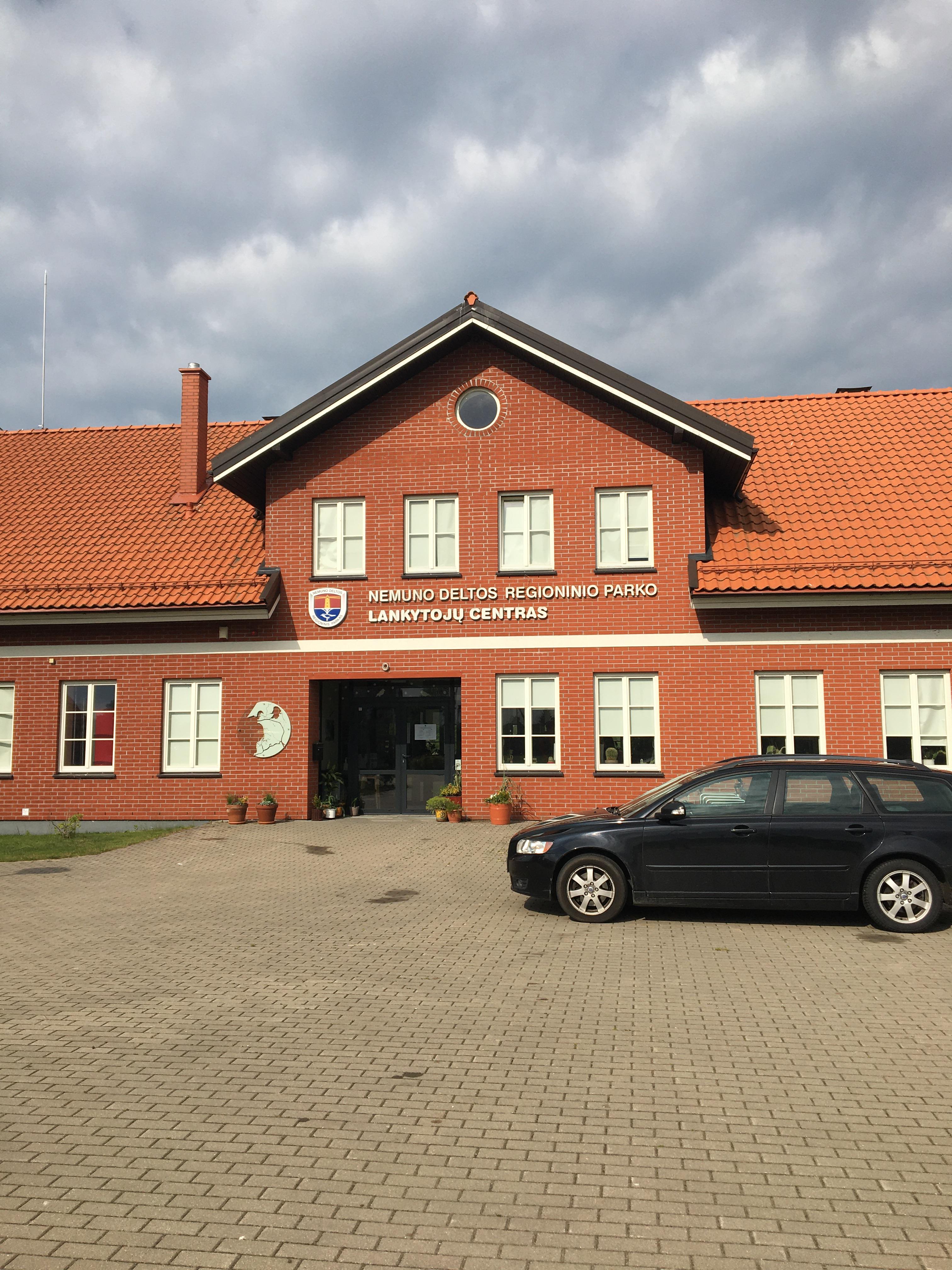 Jungtinis projektas „Pamoka kitaip“ by Pamoka kitaip - Illustrated by Mes iš Pamario krašto. Darnaus vystymosi tikslų siekimas. - Ourboox.com