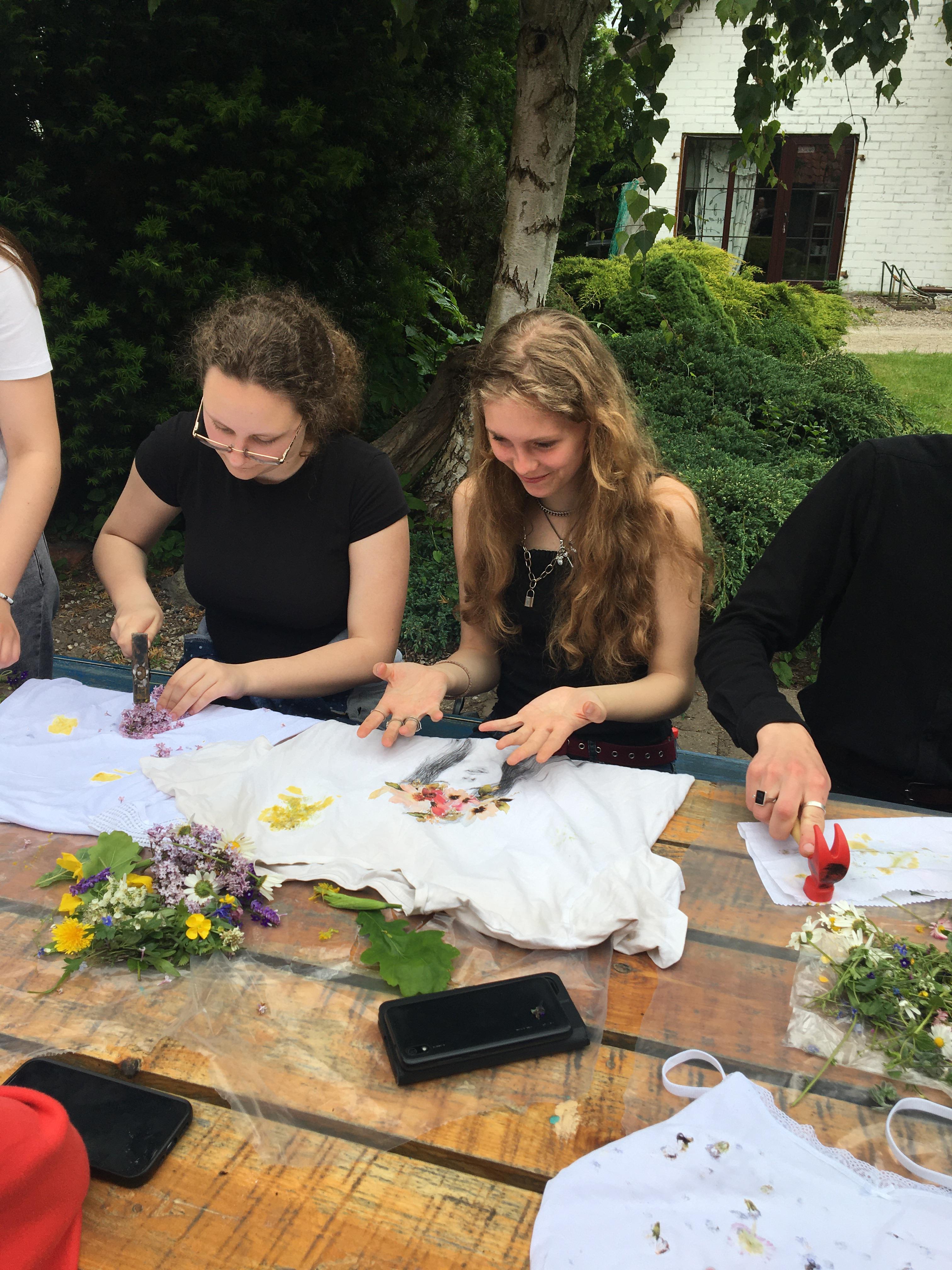 Jungtinis projektas „Pamoka kitaip“ by Pamoka kitaip - Illustrated by Mes iš Pamario krašto. Darnaus vystymosi tikslų siekimas. - Ourboox.com