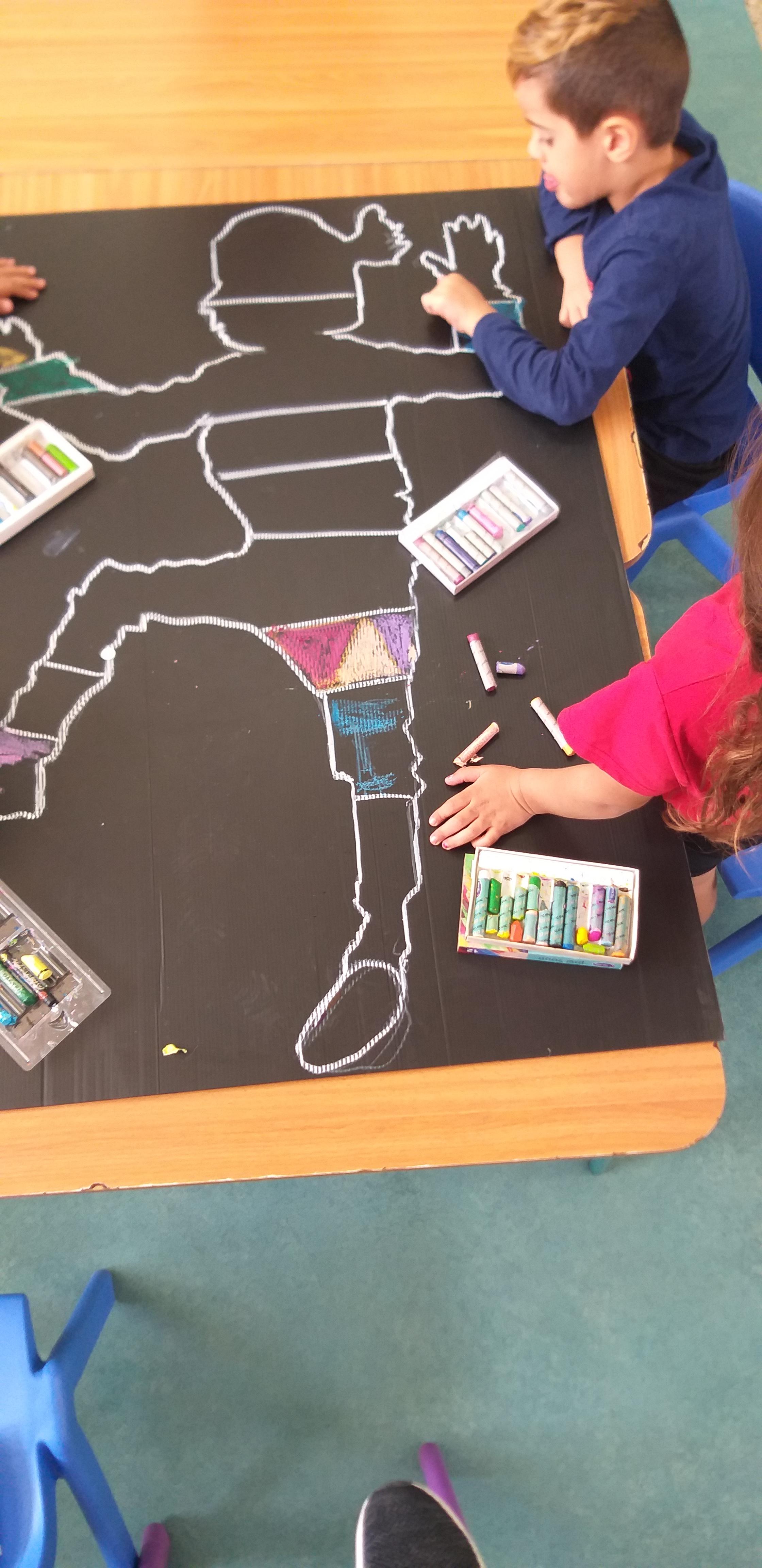 رحلة فنونيه by Fatmesaadi - Illustrated by فاطمه سعدي - Ourboox.com