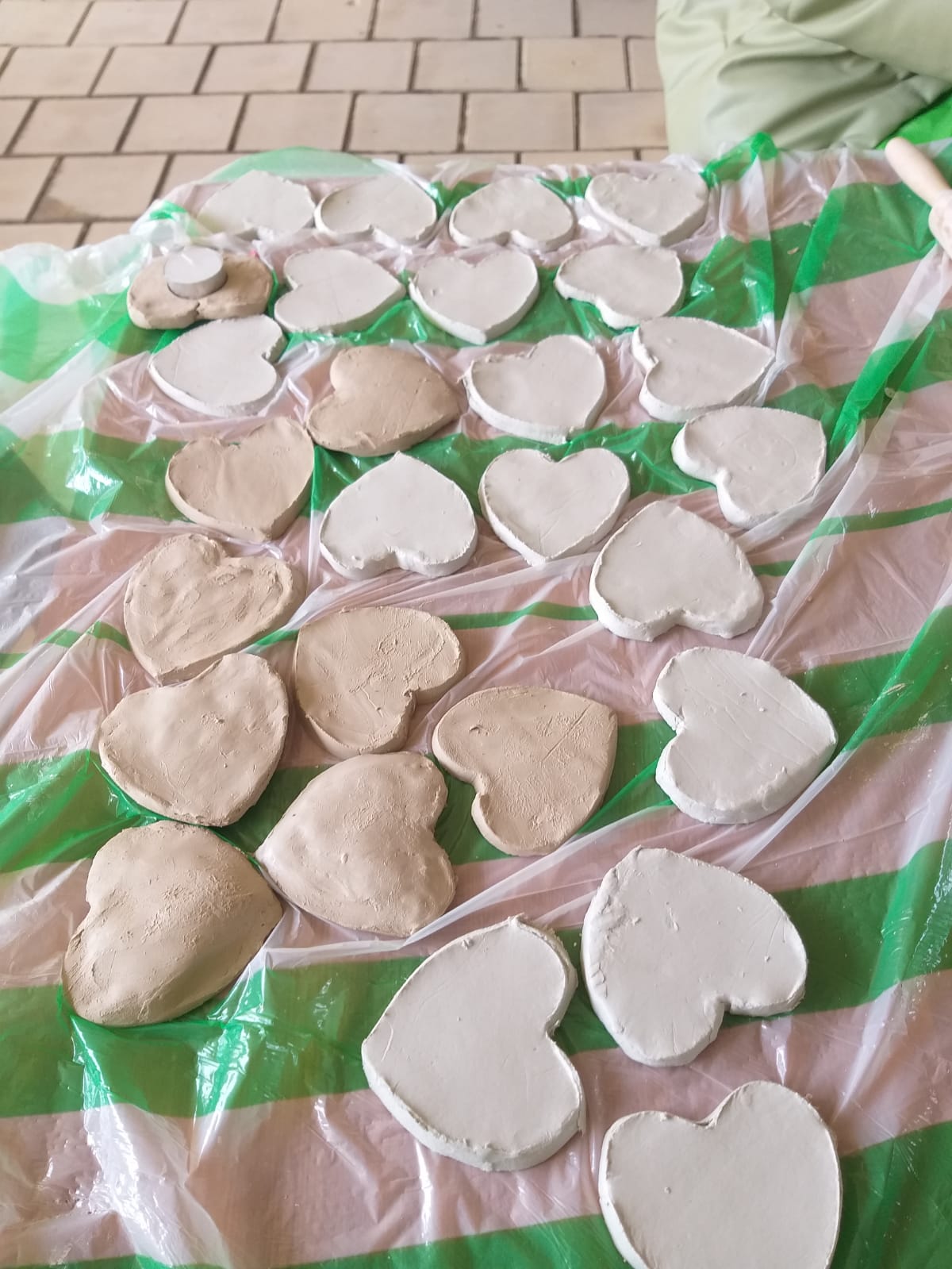 رحلة فنونيه by Fatmesaadi - Illustrated by فاطمه سعدي - Ourboox.com