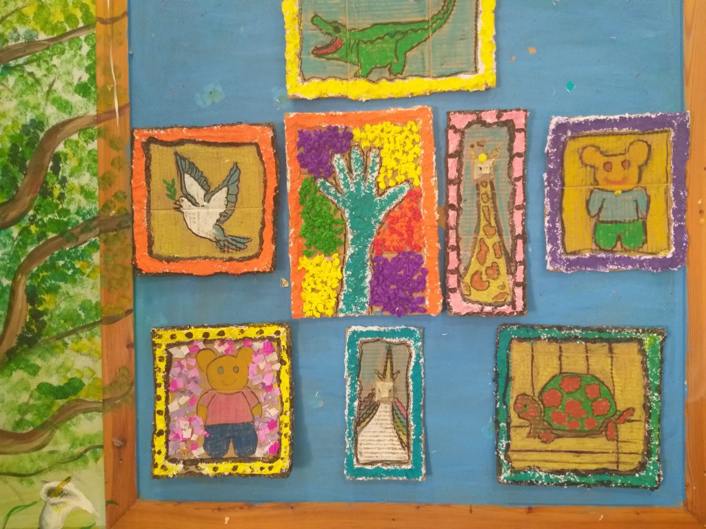 رحلة فنونيه by Fatmesaadi - Illustrated by فاطمه سعدي - Ourboox.com