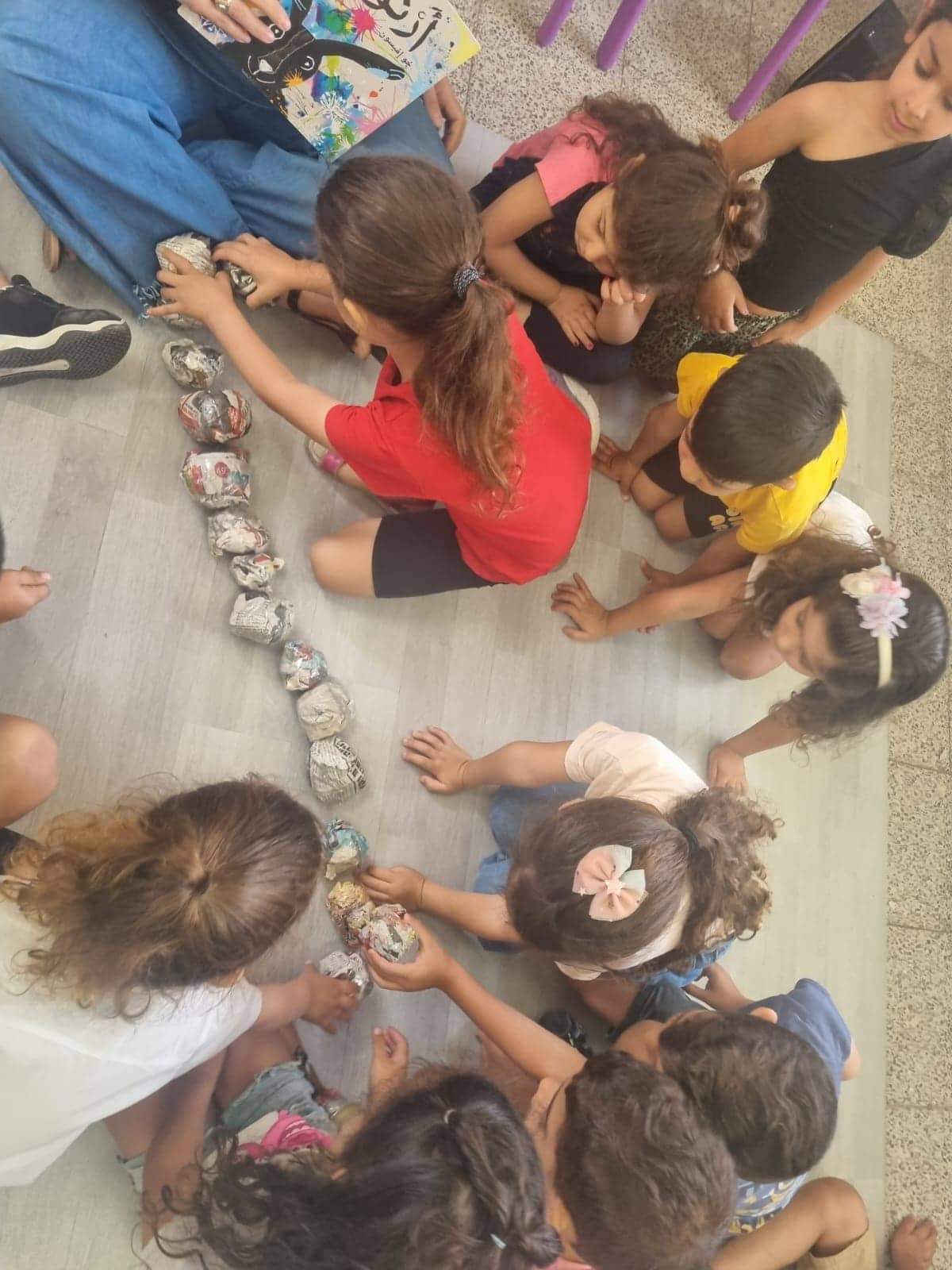 رحلة فنونيه by Fatmesaadi - Illustrated by فاطمه سعدي - Ourboox.com