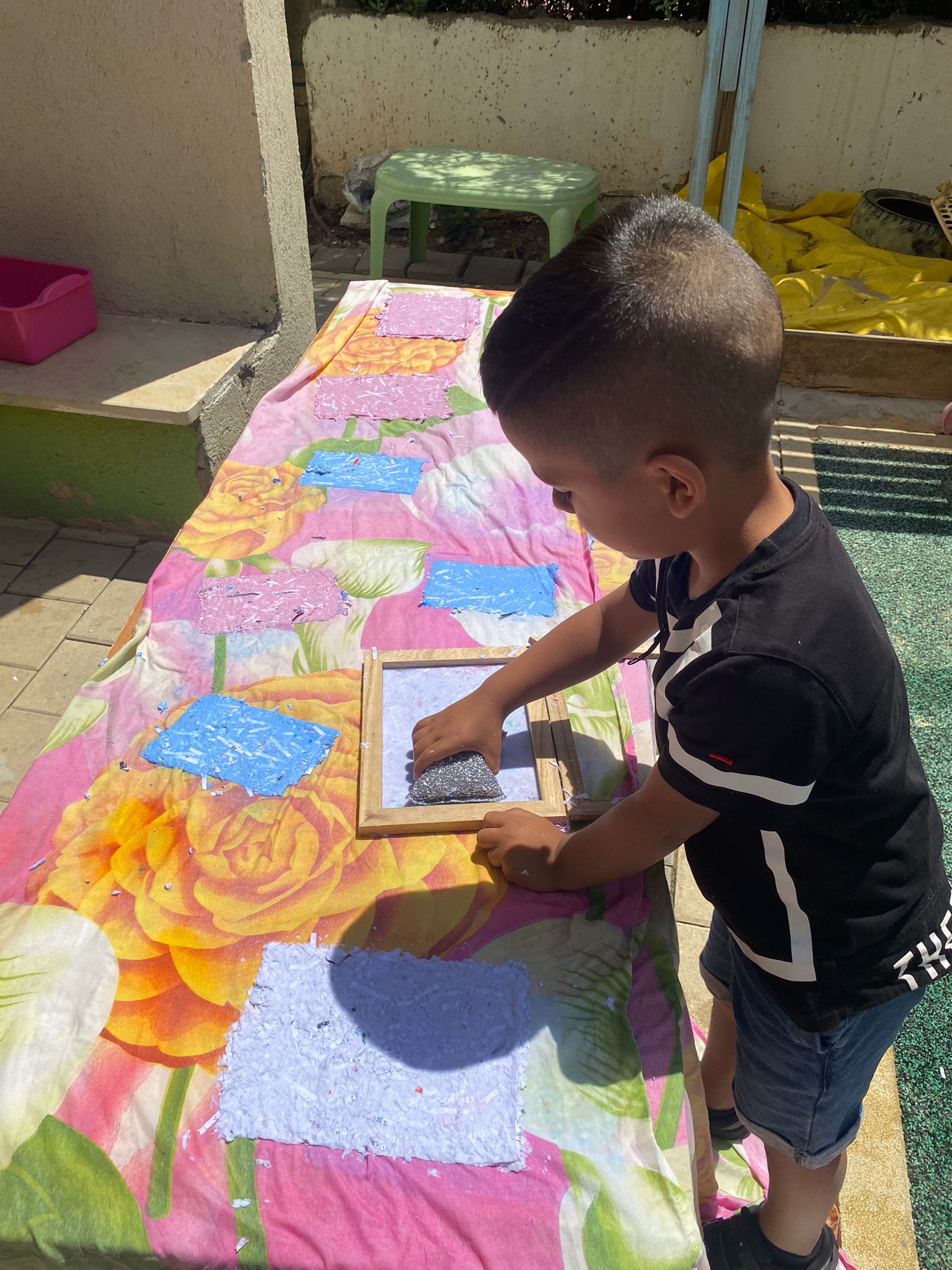 رحلة فنونيه by Fatmesaadi - Illustrated by فاطمه سعدي - Ourboox.com